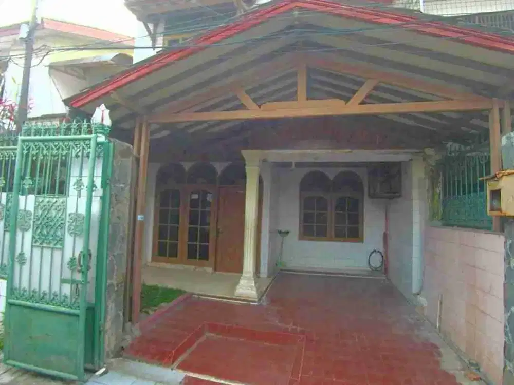 Rumah 2 Lantai Pondok Kelapa