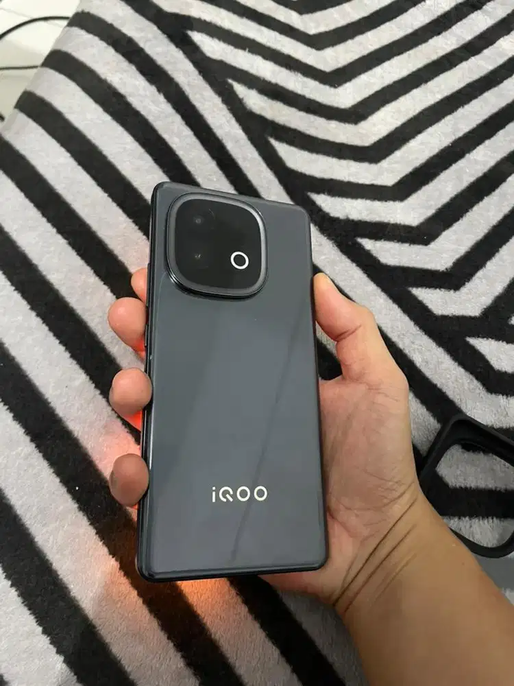 vivo Iqoo Neo 10, 16/512 GB