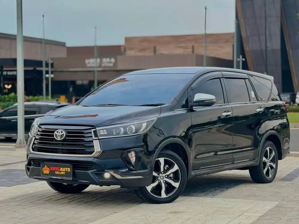 INNOVA Venturer Diesel 2.4 AT 2021