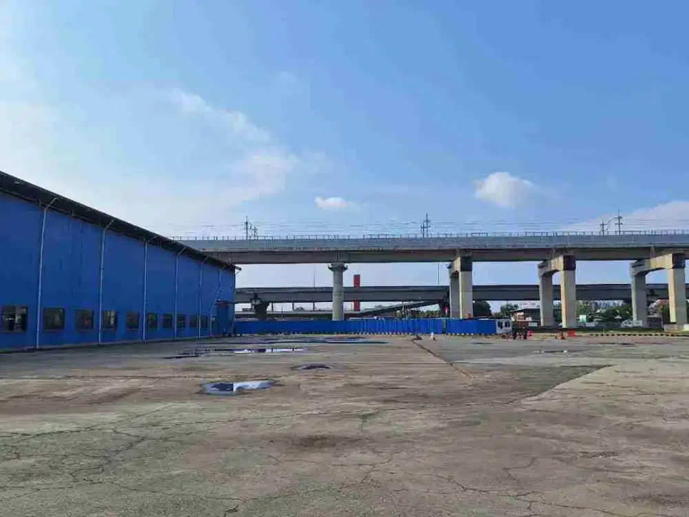 Sewa Gudang Indoor /  Lahan Outdoor 300 - 2000m di  rest area KM19B Tambun bekasi