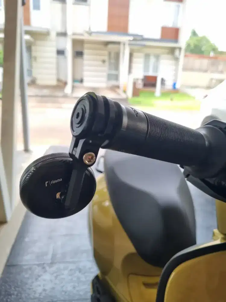 Vespa Sprint S 150 cc thn 2025 km 400an Warna Green Olive Plat B