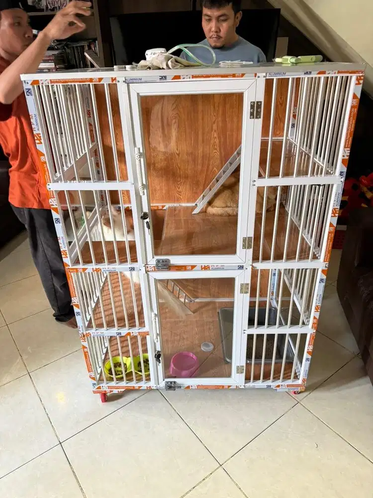 Jual kandang kucing kondisi mulus banget aman semuanya