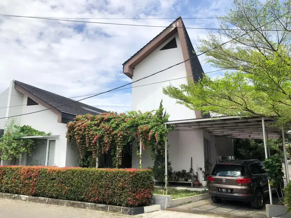 Dijual Rumah Gaya Unik di Kopo Safira Residence Bandung, Hook