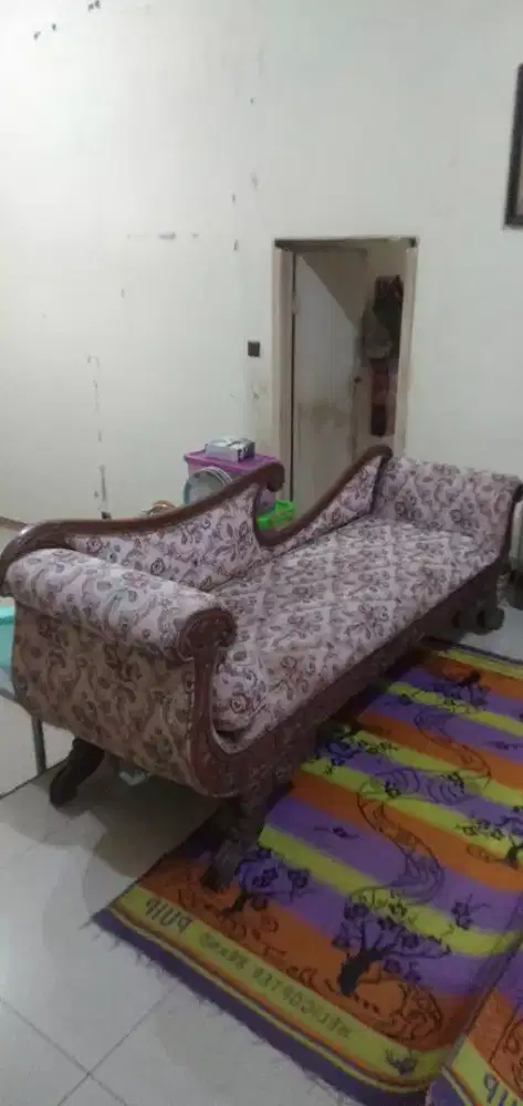 Sofa jati ukir tua