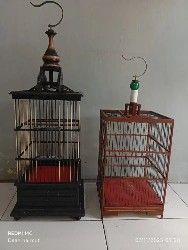 Kandang burung kecil jeruji fiber