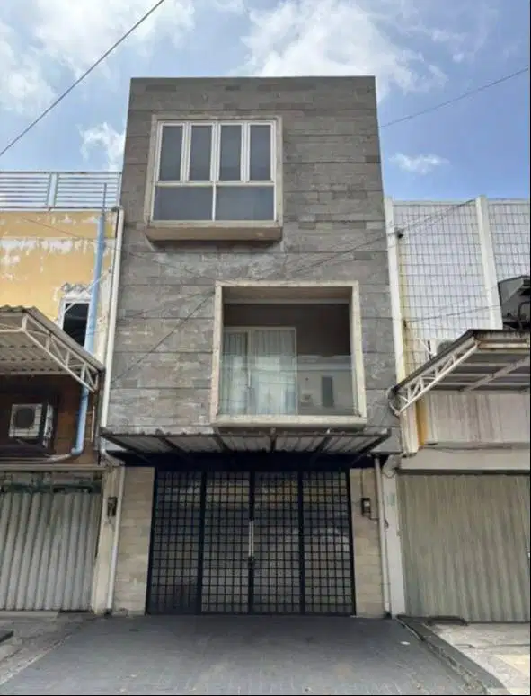 Dijual Ruko Siap Pakai Ngagel Minimalis Modern Komersial Second Road