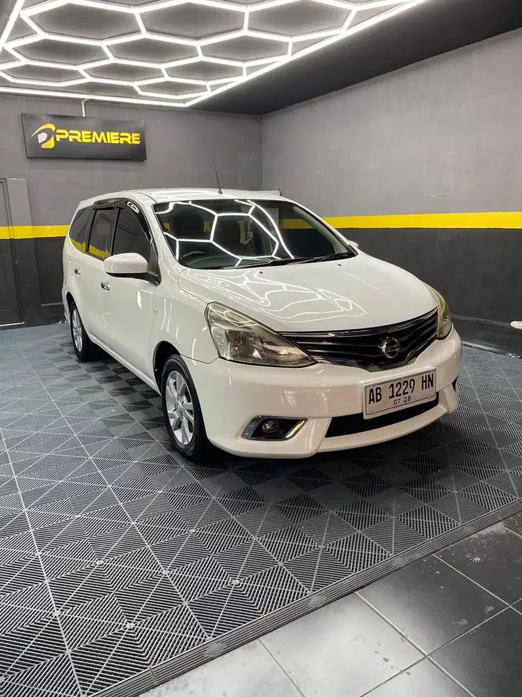 Dijual Grand Livina SV transmisi matic