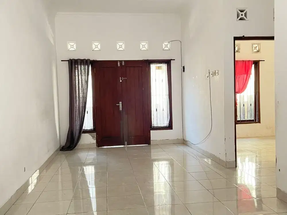 Dijual Rumah Siap Huni, Jambon Dekat SKE, Dalam Ringroad