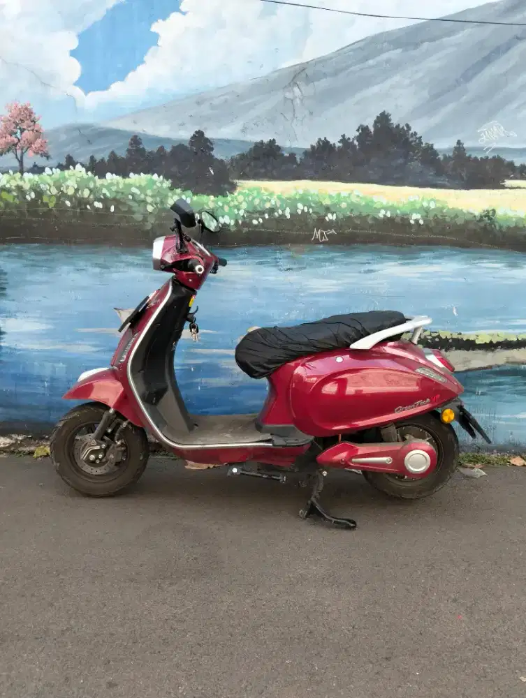 Sepeda Motor Listrik Merek Greentech VP Tangan Pertama