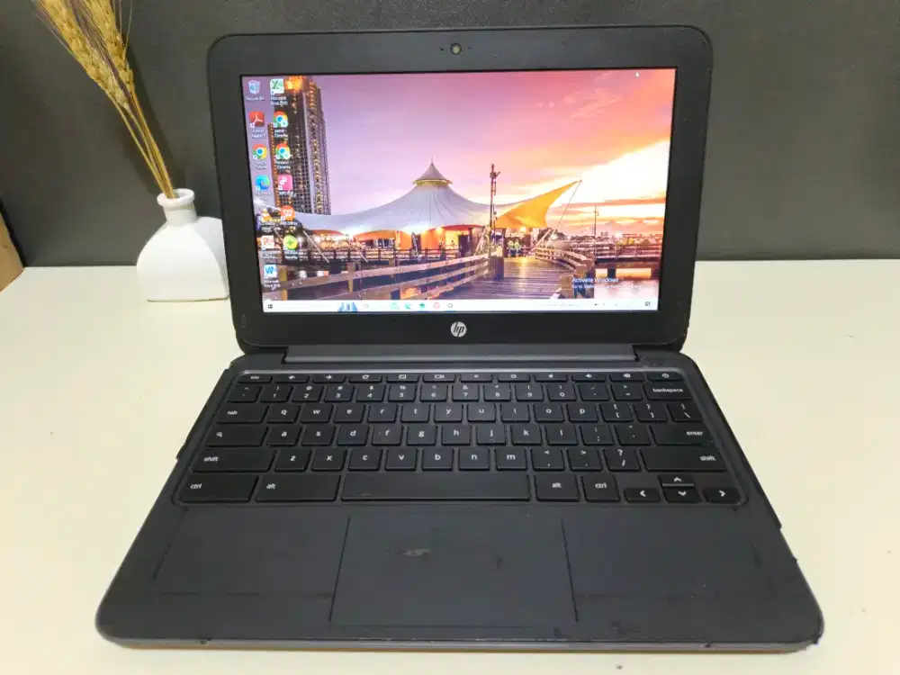Laptop Hp Chromebook Versi Windows Celeron N2840 Ram 4Gb Sd 128Gb Slim