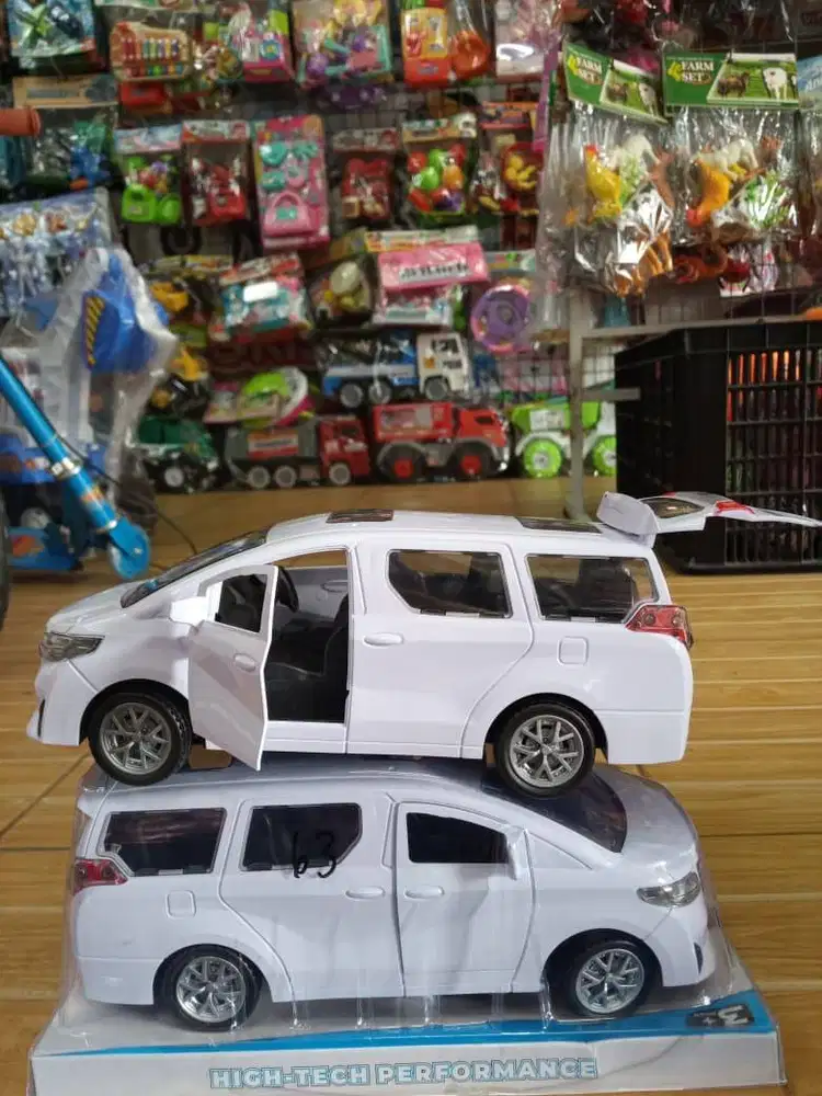 mainan anak mobil alphard baterai