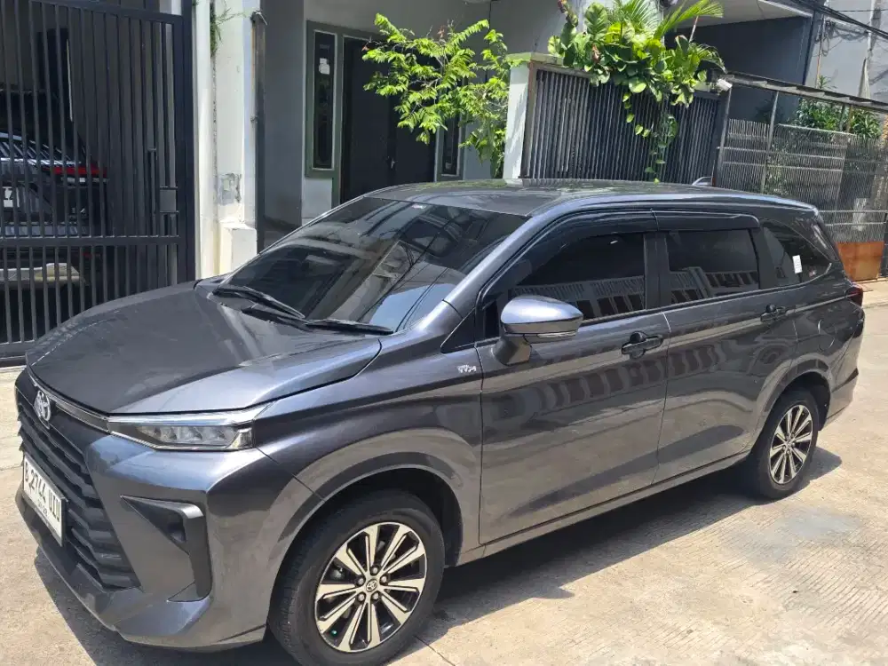 Mobil Avanza 1.5G CVT