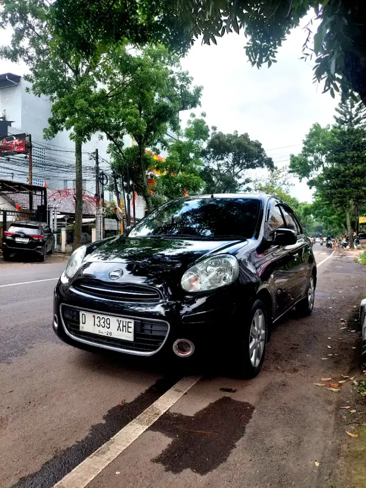 Nissan march ,2 l manual 2013