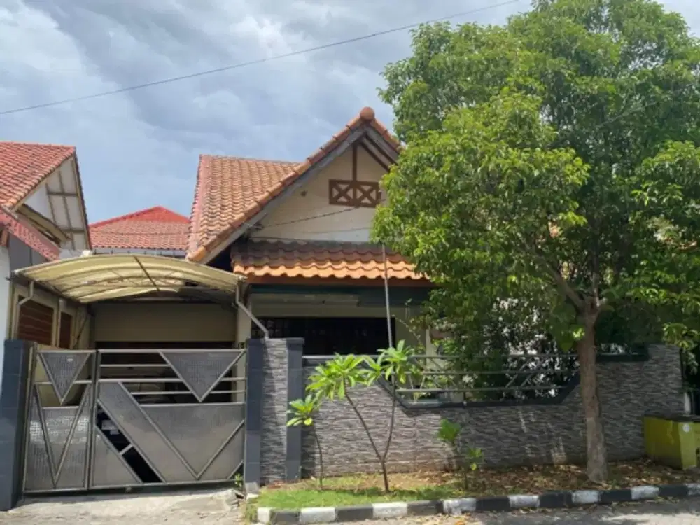 Dijual Rumah Babatan Pratama Wiyung lokasi strategis