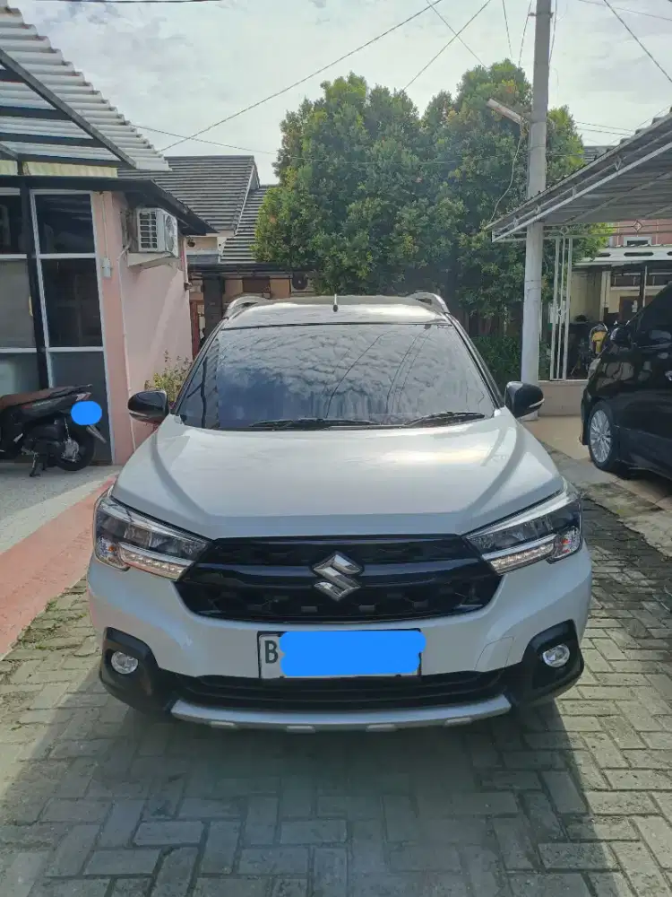 Suzuki Xl7 Alpha Hybrid 2024 Putih