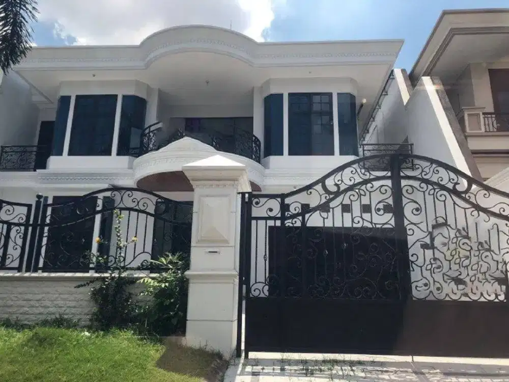 Sewa Rumah Graha Family Blok D