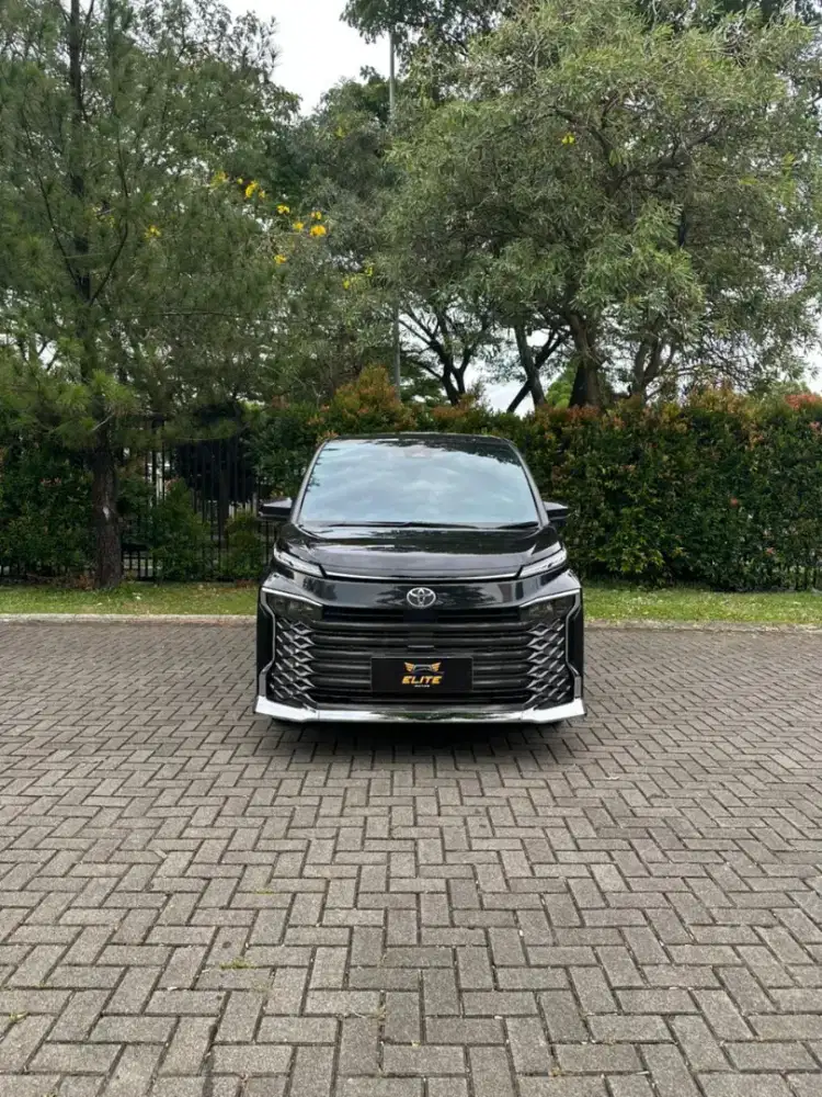 Toyota Voxy 2.0 CVT TSS 2024