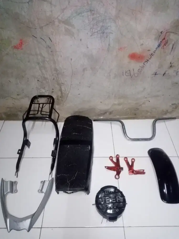 Barang honda cb 100 bekas