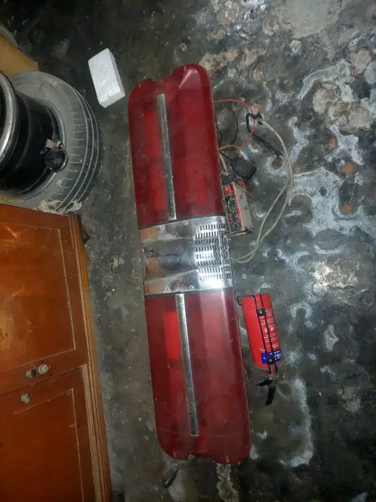 Tempat tidur ambulance dll