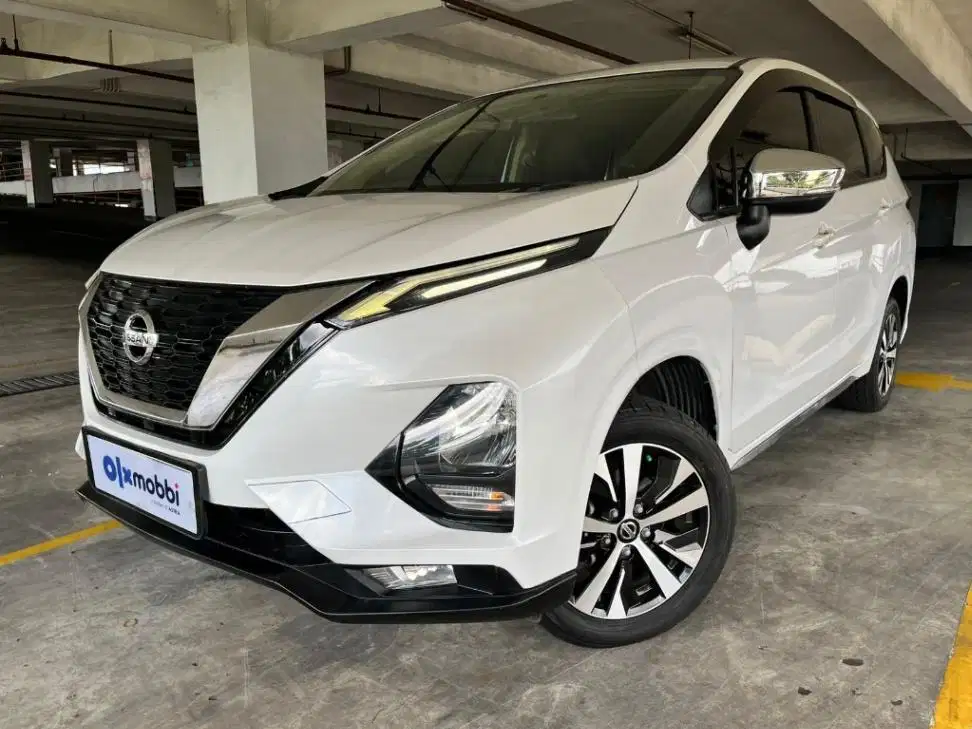 DP RENDAH Nissan Livina 1.5 VE Bensin-AT 2019 SRK