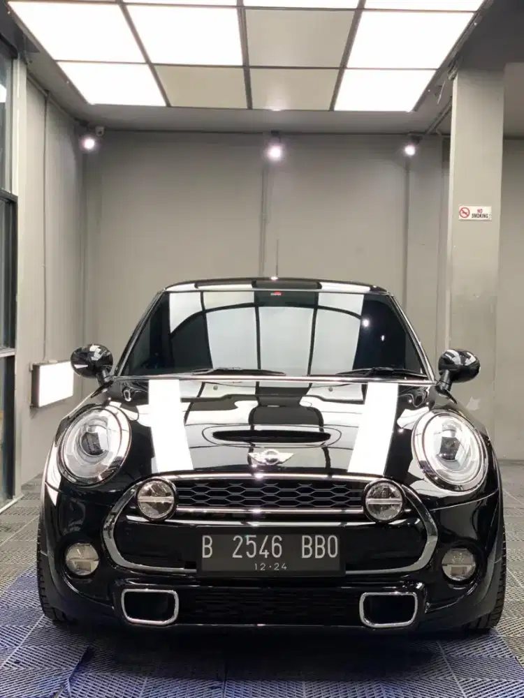MINI Cooper S 3 Door Hatch 2014 F56 Black on Black