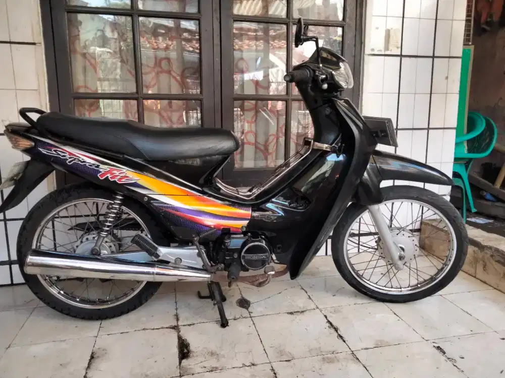 Honda supra mulus kumplit