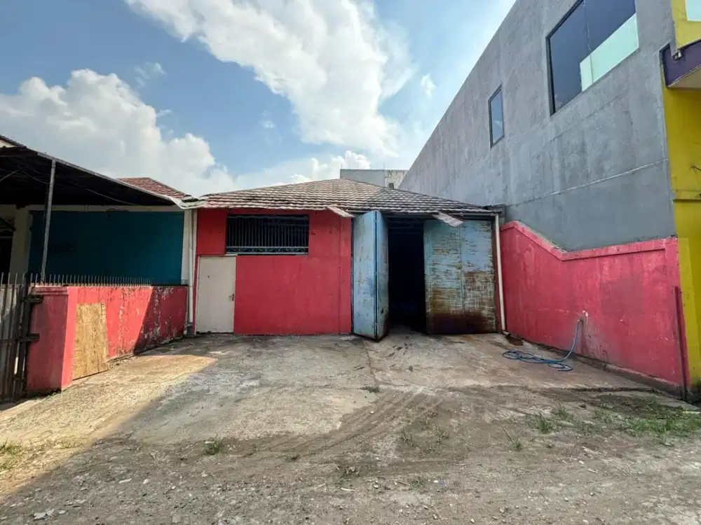 Dijual ex Gudang dan workshop di jalan kalimalang luas 218m² keamanan 24 jam bebas pungli, memiliki 2 akses pintu tol cibitung, Bekasi
