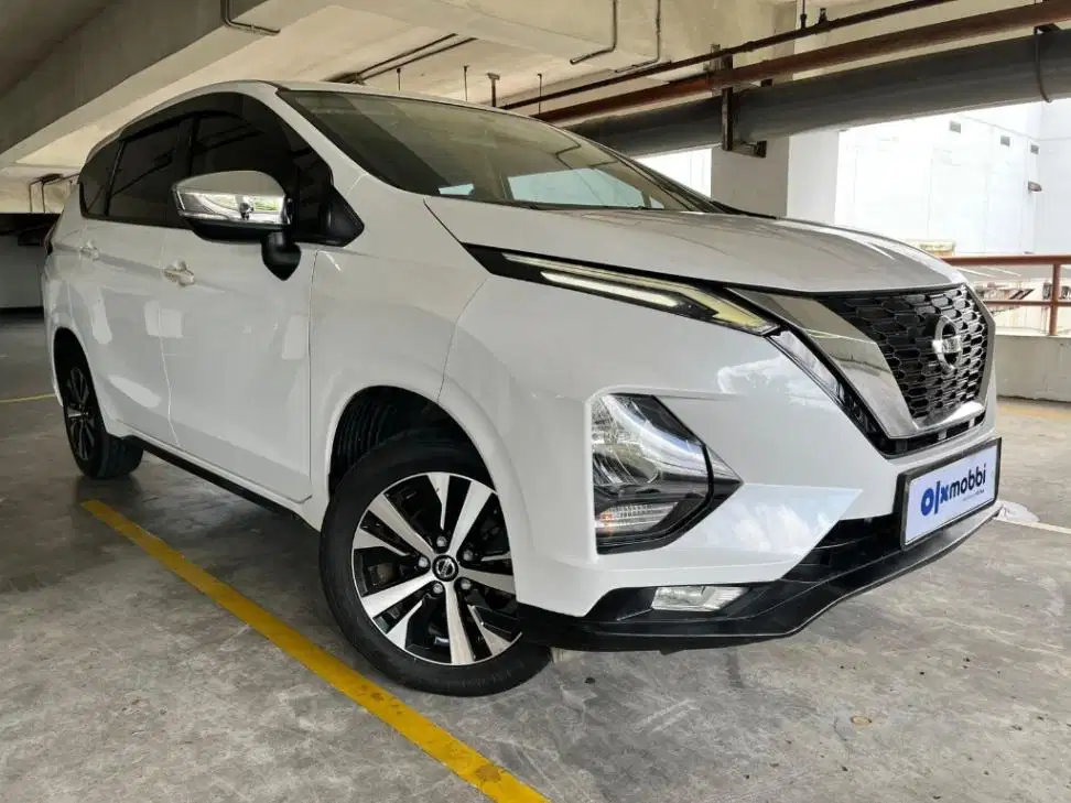DP RENDAH Nissan Livina 1.5 VE Bensin-AT 2019 SRK