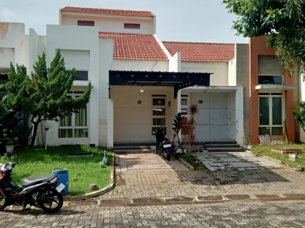 Disewakan rumah 2lt GRAHA PADMA SIAP HUNI