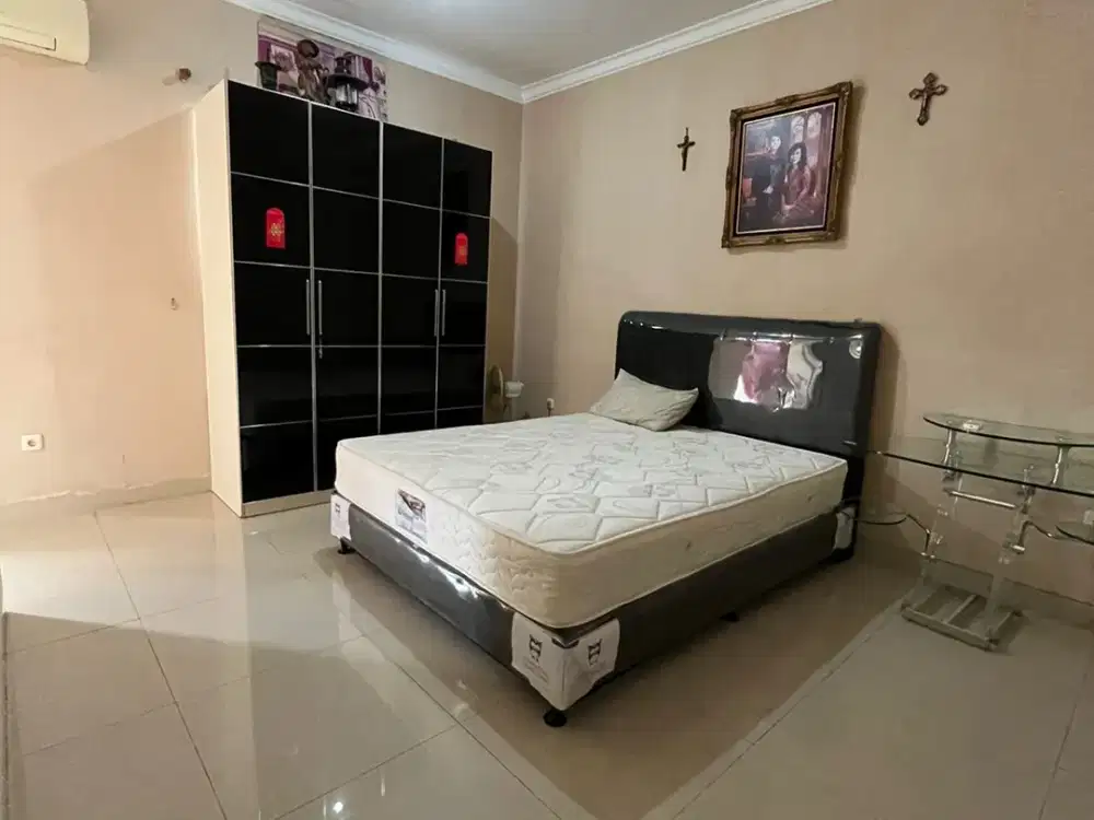 Dijual atau Disewakan Rumah Mediterania Boulevard PIK Uk.7X20