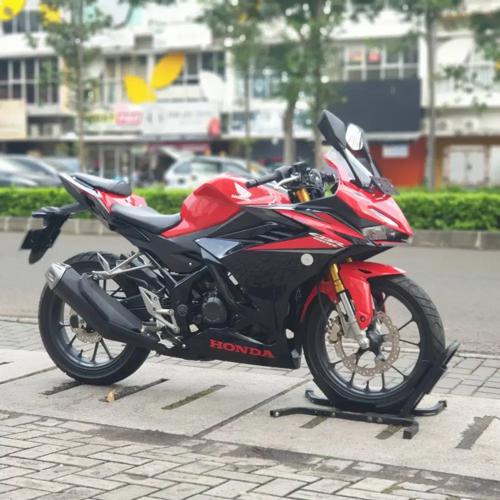 HONDA NEW CBR 150R MERAH 2023 KM 3K PAJAK PANJANG SIAP GASPOL