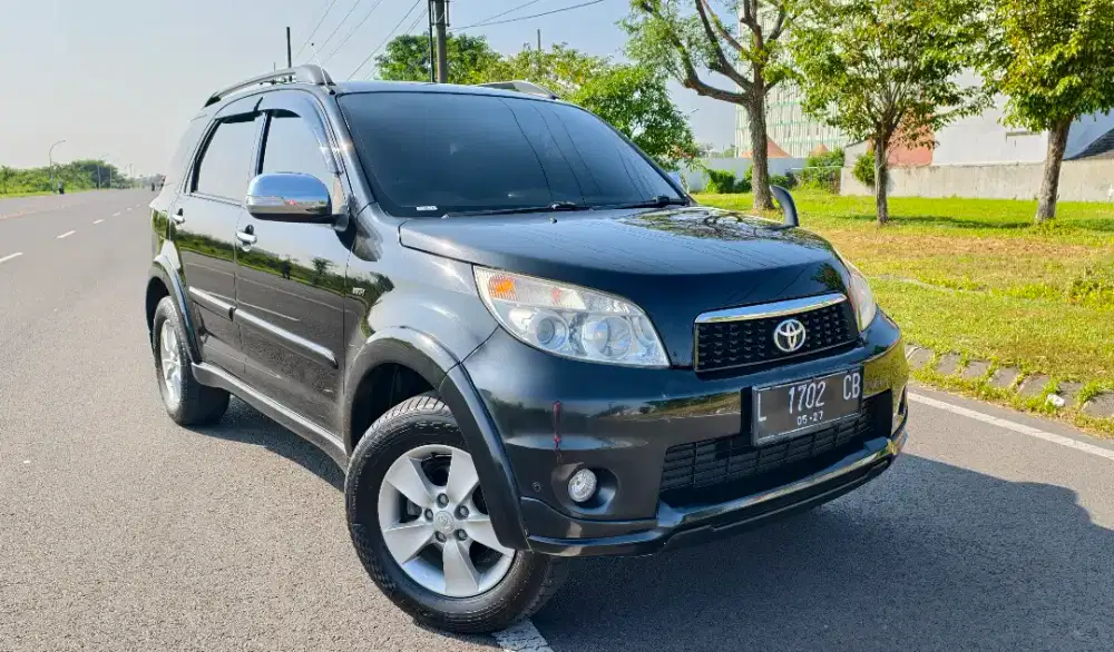 Toyota Rush 1.5 S Matic 2012 istimewa