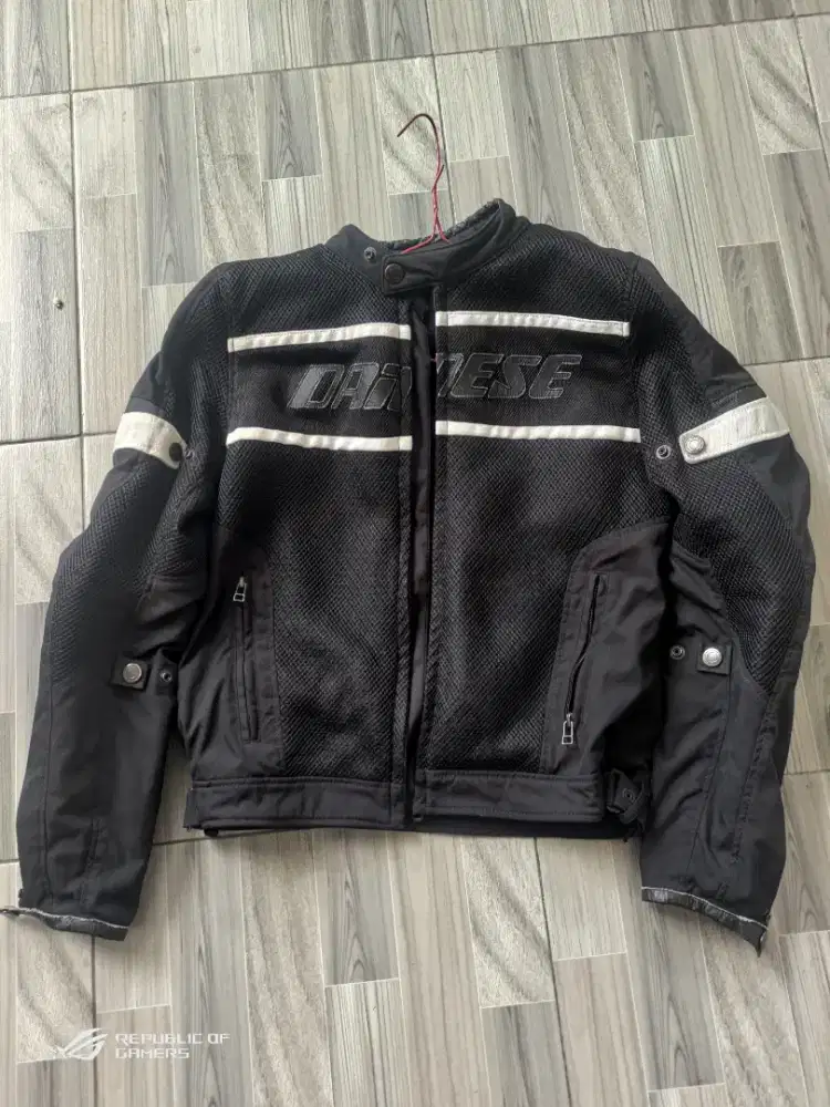 Jaket touring dainese