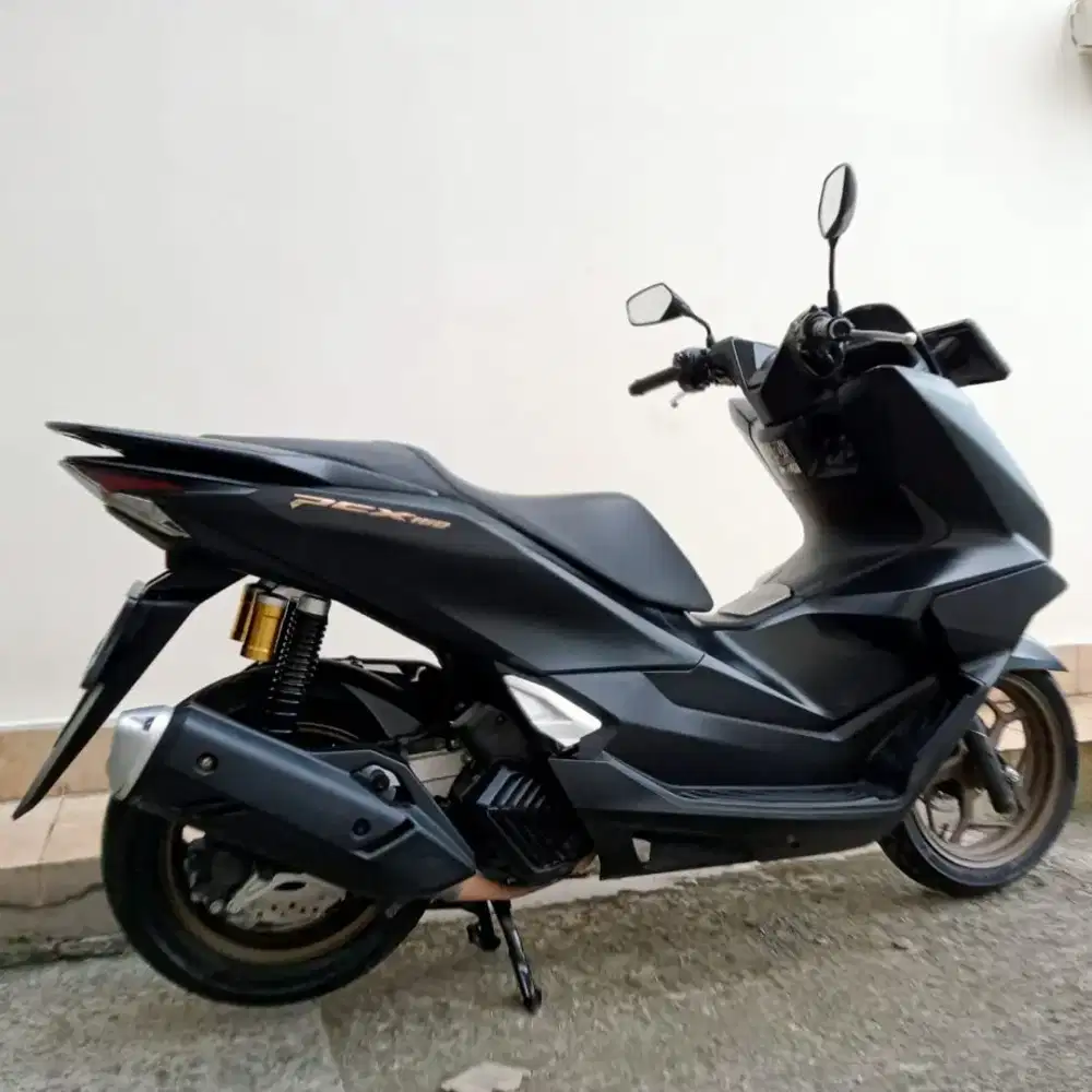 HONDA NEW PCX 160 ABS ROADSYNC TAHUN 2024 CASH / KREDIT MURAH DP 2.3