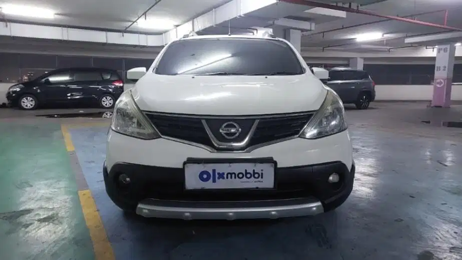 DP Rendah  6JT - Nissan Grand livina 1.5 X-Gear Bensin-AT 2015 Putih
.