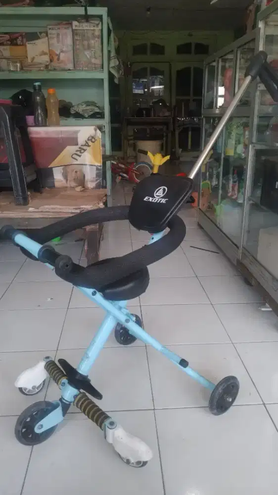 MAGIC STROLLER EXOTIC ET LW101