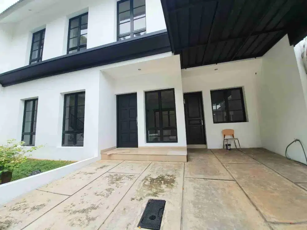 Rumah Bagus 2 lantai di lokasi strategis Bintaro siap huni 0523