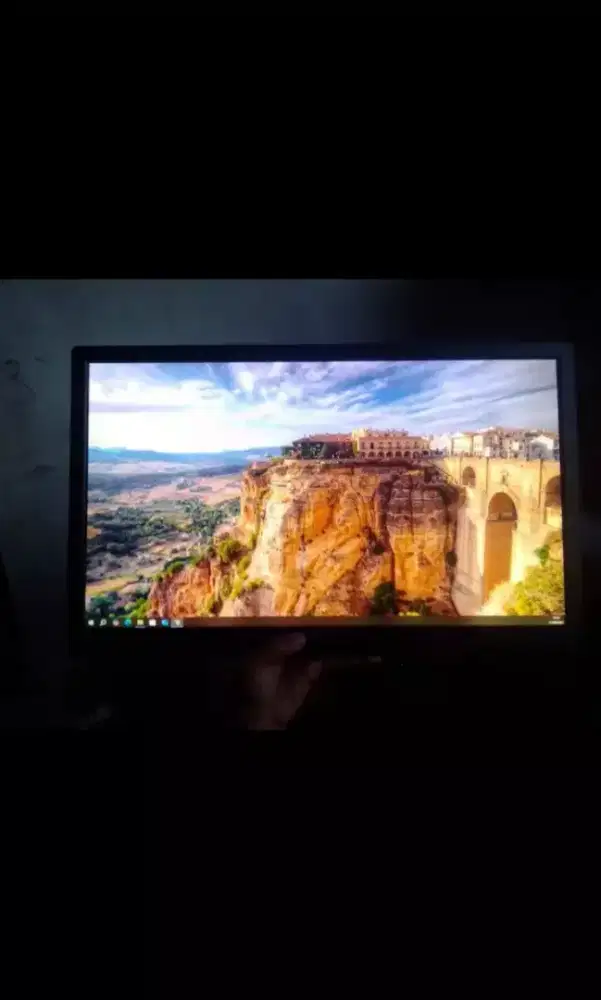 Monitor lenovo 22inc