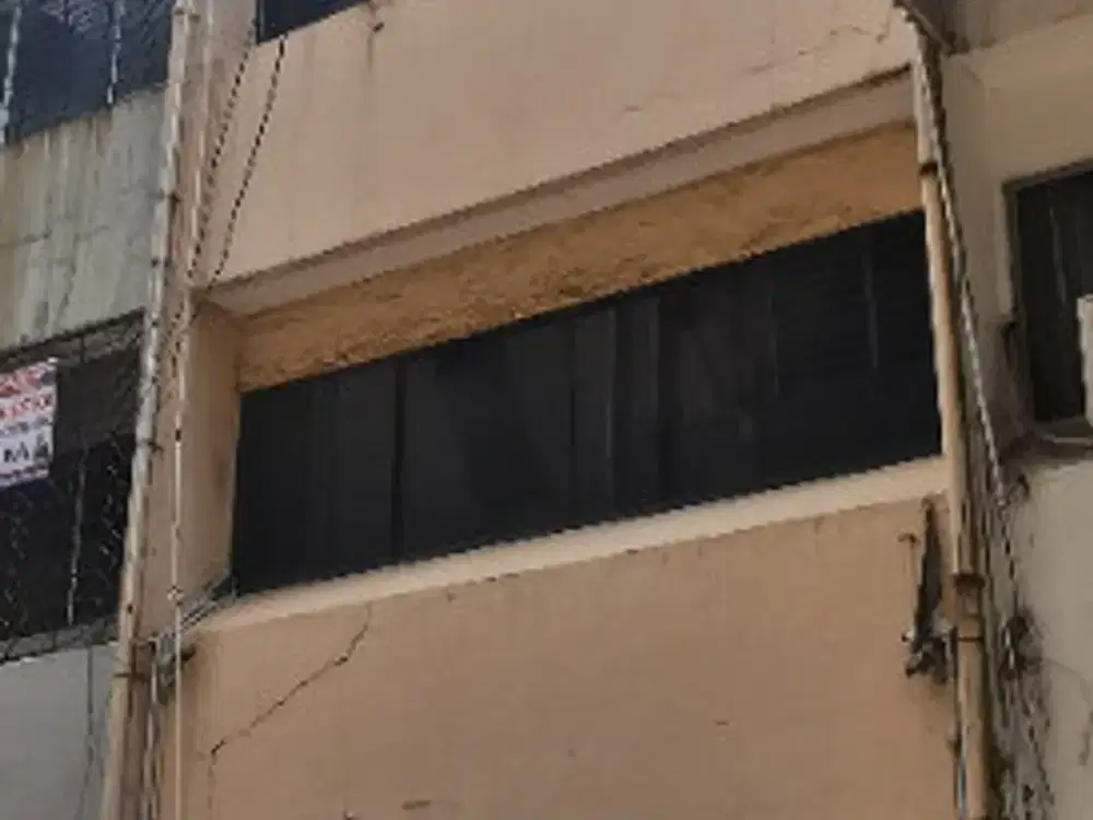 Ruko 4 Lantai  Cocok Untuk Bisnis Di Pinangsia Jakarta Barat