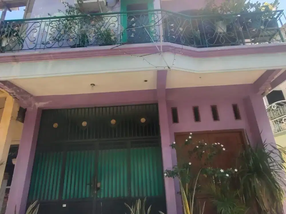 RUMAH DI DESA RANDUAGUNG, KEBOMAS GRESIK