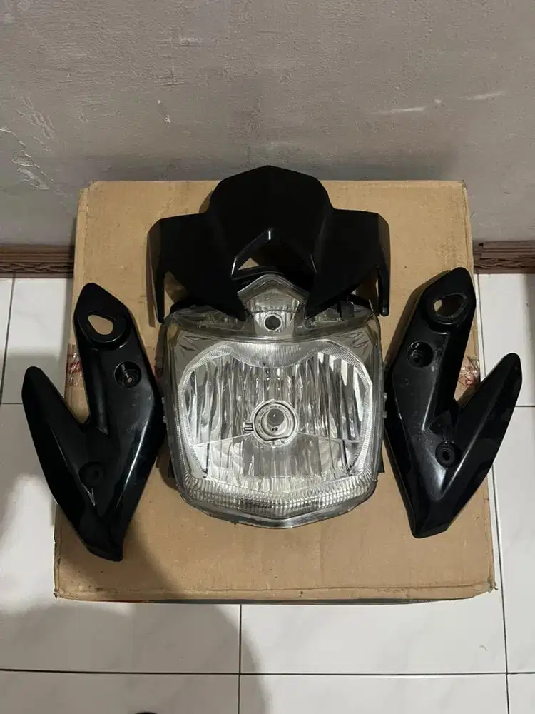 jual lampu depan scorpio z new