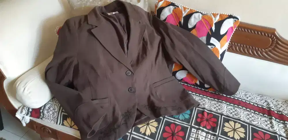 Blazer Bordir Wanita