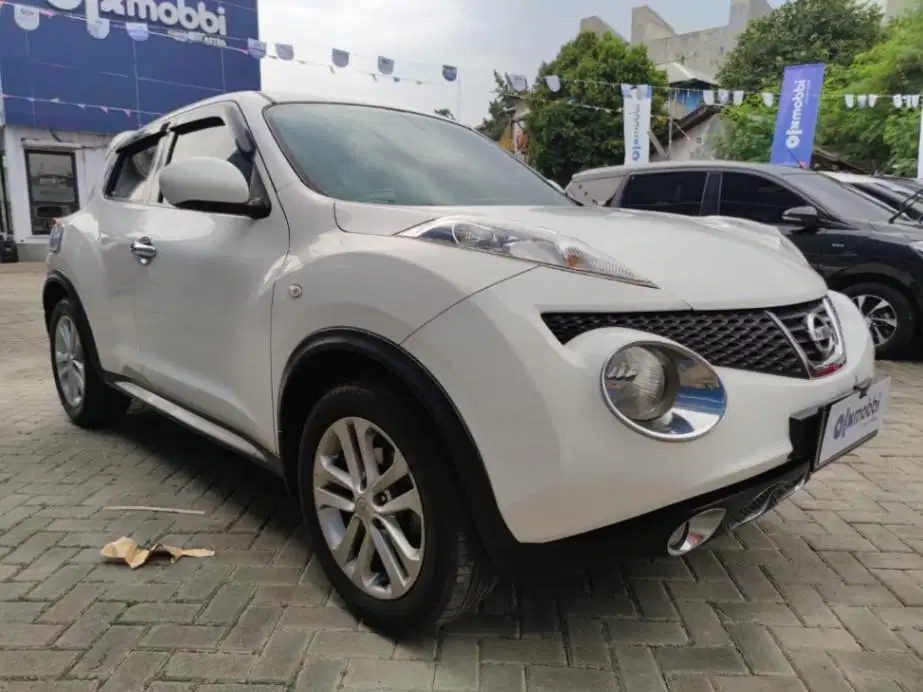 DP RENDAH Nissan Juke 1.5 Revolt Black Interior Bensin-AT 2015 SFN