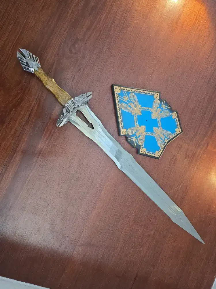 Pedang replika Hobbit the movie Thorin Oakenshirld Regal sword LOTR