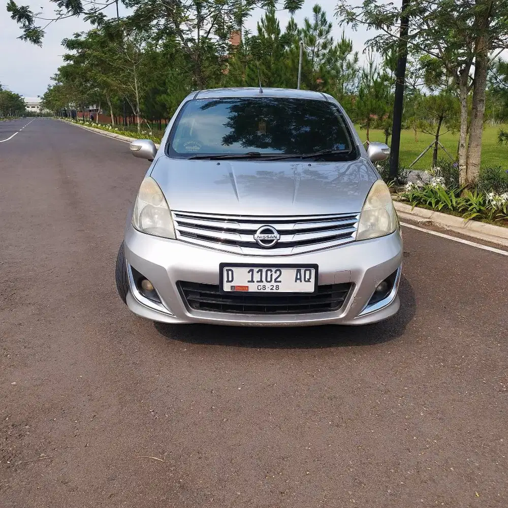 Murah aja Nissan Grand Livina HWS 1.8 matic tahun 2012