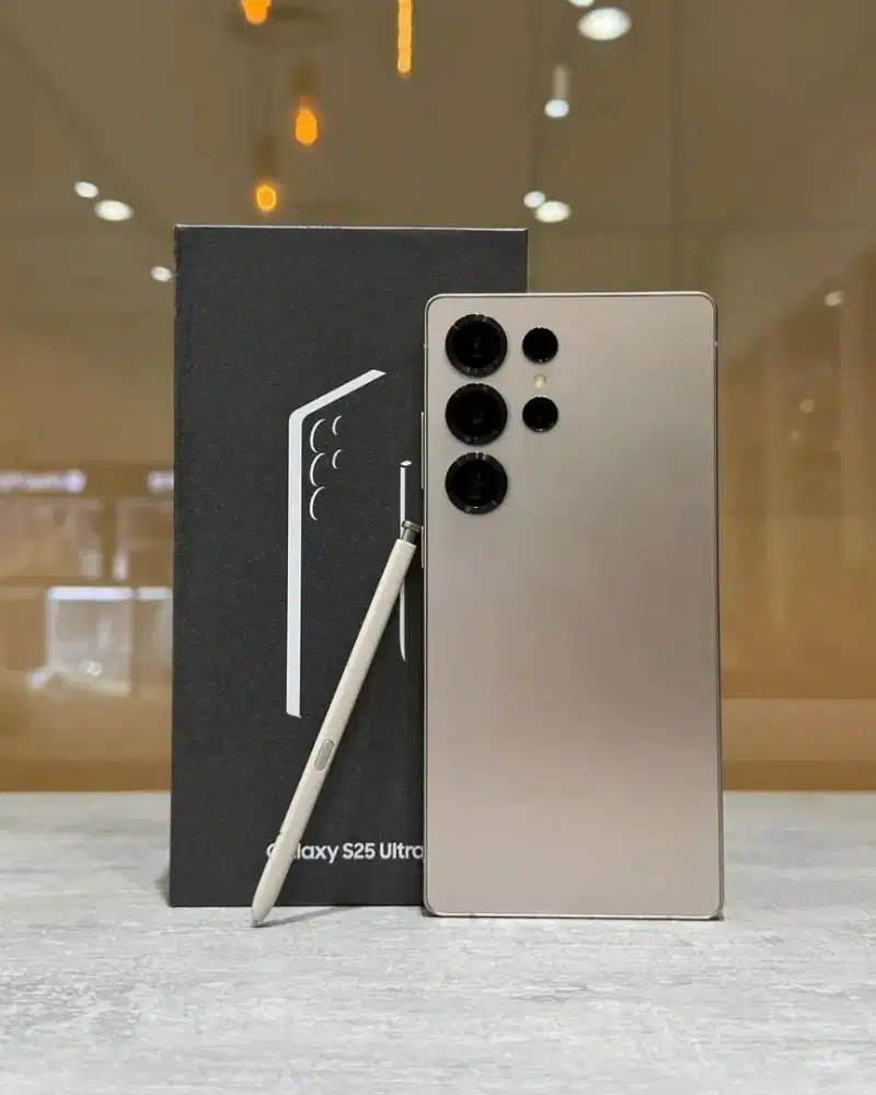 Samsung Galaxy S25 Ultra 12/256 BNIB