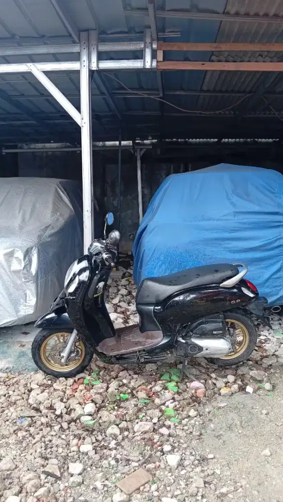 Scoopy Prestige 2021