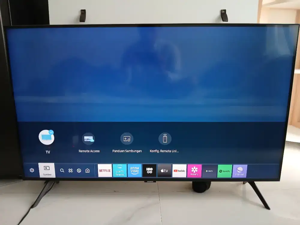 Smart TV Samsung 43inc 2juta aja