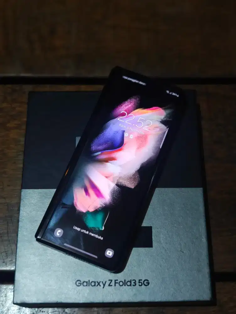 Samsung z fold 3 12/256Gb lcd dalam pecah