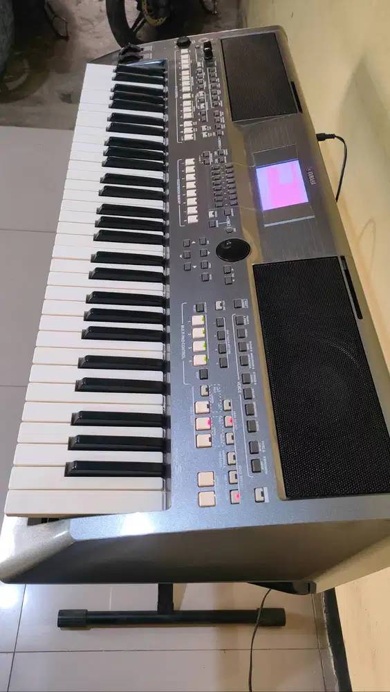 Jual keyboard yamaha psr s670 normal tidak ada minus